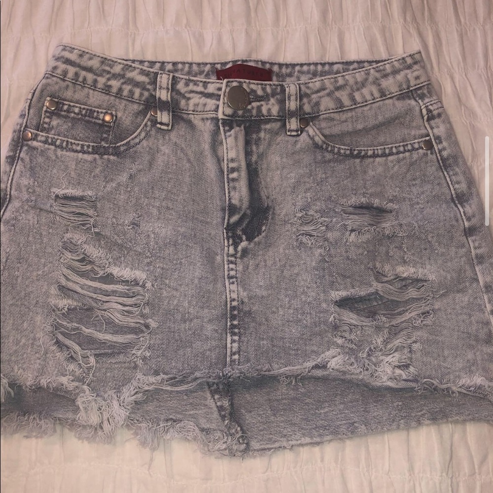 Signature light grey jean skirt